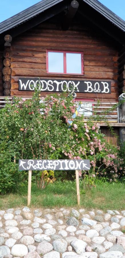 Woodstock B&B Studios Bålsta Exterior foto