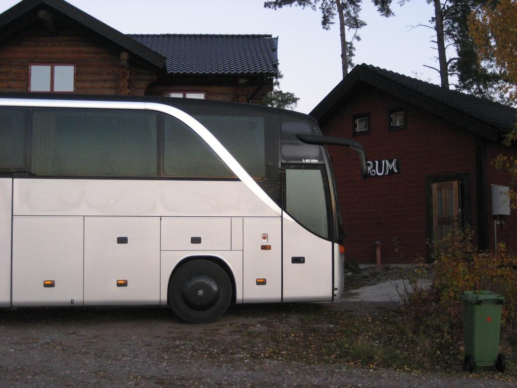 Woodstock B&B Studios Bålsta Exterior foto